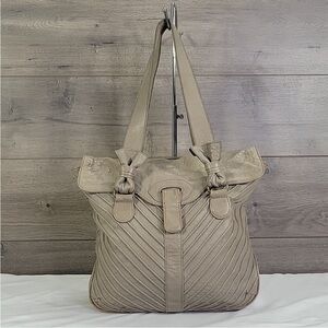 LUCKY PENNY Elegant leather Beige Women's Shoulder Bag